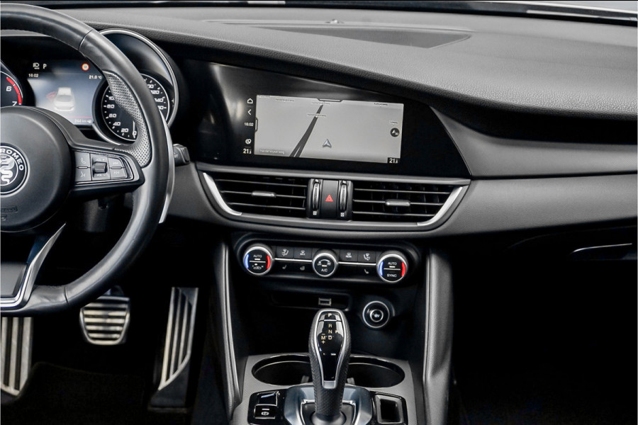 Alfa Romeo Giulia 2.0 T Veloce AWD Facelift CarPlay Leder 19"