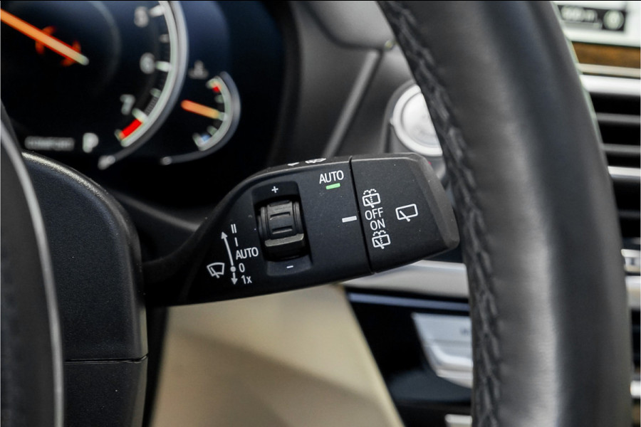 BMW X3 xDrive30i High Ex M-Sport Pano Leder 360° 1e Eig