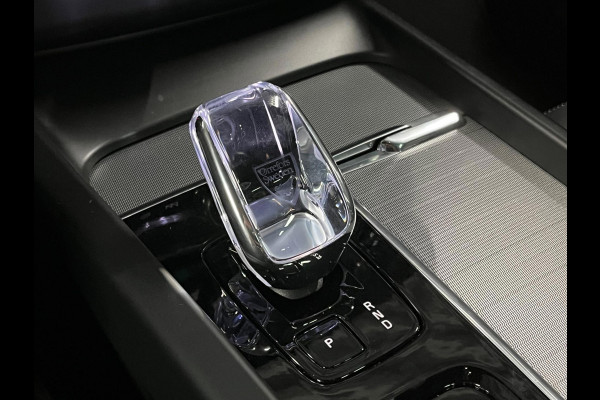 Volvo XC60 Recharge T6 AWD Black Edition Plus | Open dak | Adapt. Cruise | BLIS | 360 Camera |