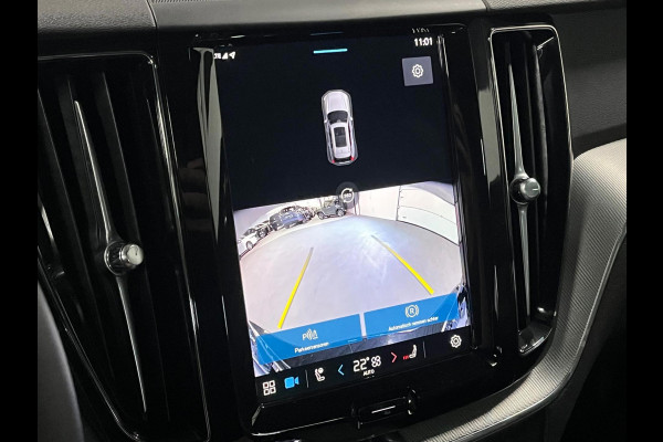 Volvo XC60 Recharge T6 AWD Black Edition Plus | Open dak | Adapt. Cruise | BLIS | 360 Camera |