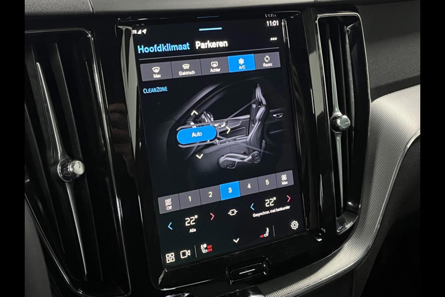 Volvo XC60 Recharge T6 AWD Black Edition Plus | Open dak | Adapt. Cruise | BLIS | 360 Camera |