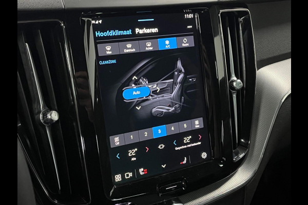 Volvo XC60 Recharge T6 AWD Black Edition Plus | Open dak | Adapt. Cruise | BLIS | 360 Camera |