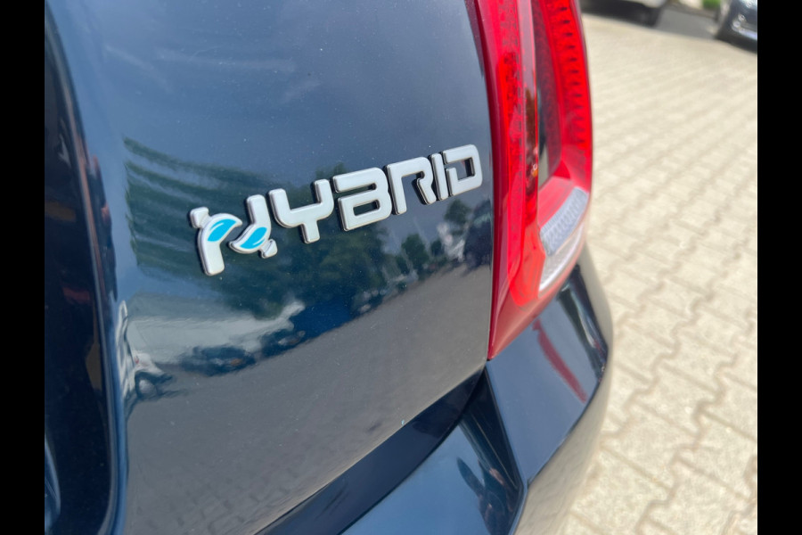 Fiat 500 1.0 Hybrid Club (BOVAG/RIJKLAARPRIJS)