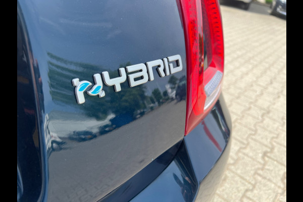 Fiat 500 1.0 Hybrid Club (BOVAG/RIJKLAARPRIJS)