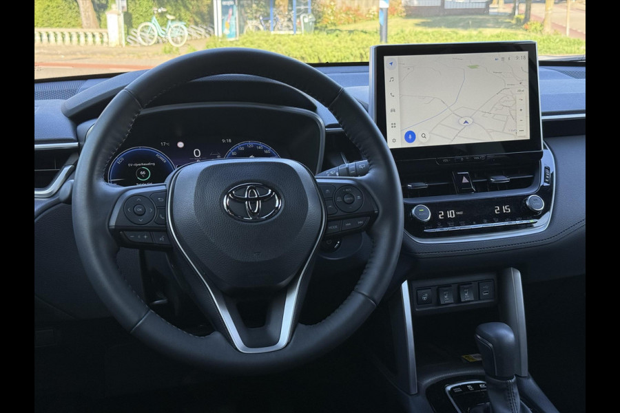 Toyota Corolla Cross 2.0 High Power Hybrid Style | Eerste eigenaar, Dodehoekherkenning, Parkeersensoren, Stoel + Stuurverwarming, Parelmoer wit