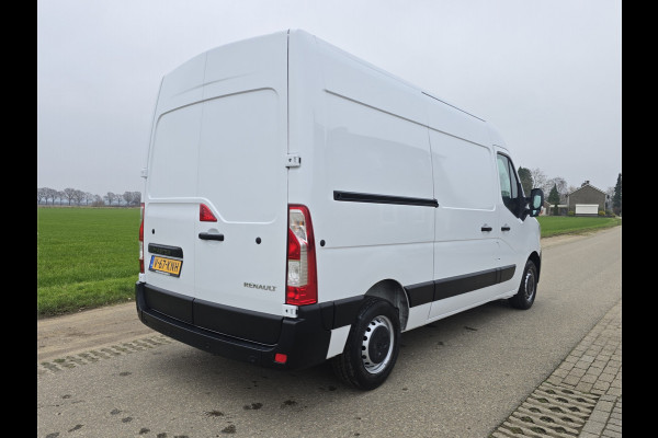 Renault Master T33 2.3 dCi 135 L2 H2 Comfort 135 Pk - Euro 6 - Airco - Cruise Control
