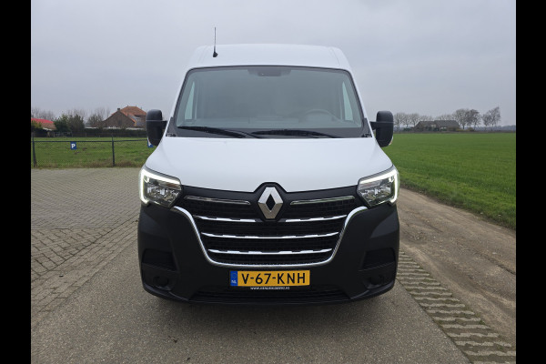 Renault Master T33 2.3 dCi 135 L2 H2 Comfort 135 Pk - Euro 6 - Airco - Cruise Control