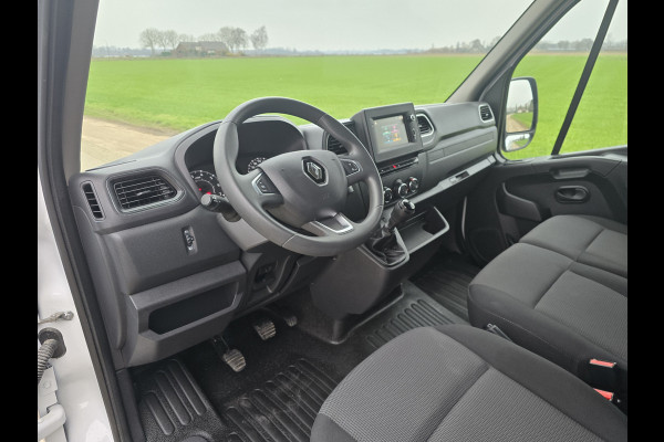 Renault Master T33 2.3 dCi 135 L2 H2 Comfort 135 Pk - Euro 6 - Airco - Cruise Control