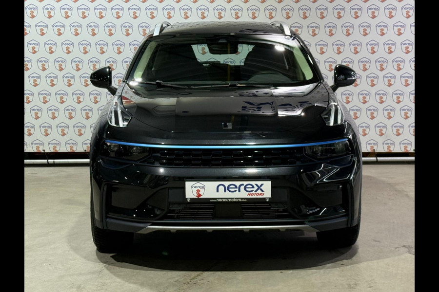 Lynk & Co 01 1.5 Mild Hybride/PANO/ACC/CAMERA/BLIS/APPLE-CARPLAY
