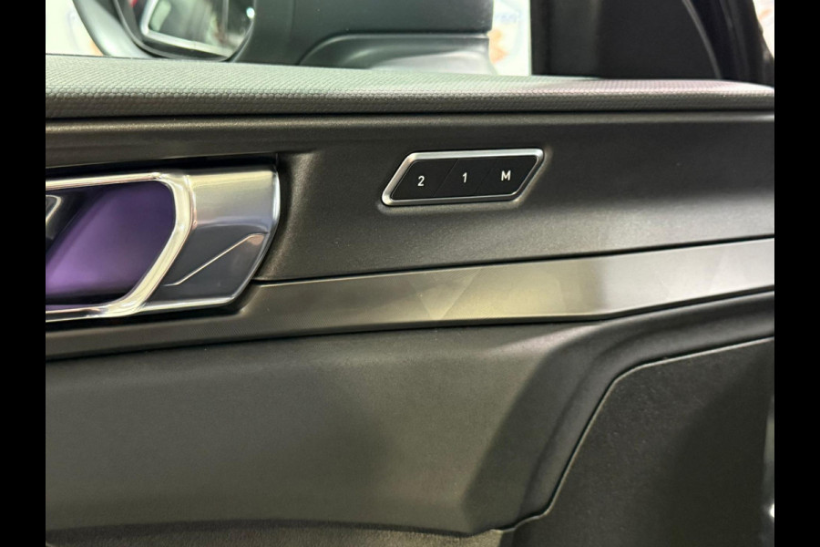 Lynk & Co 01 1.5 Mild Hybride/PANO/ACC/CAMERA/BLIS/APPLE-CARPLAY