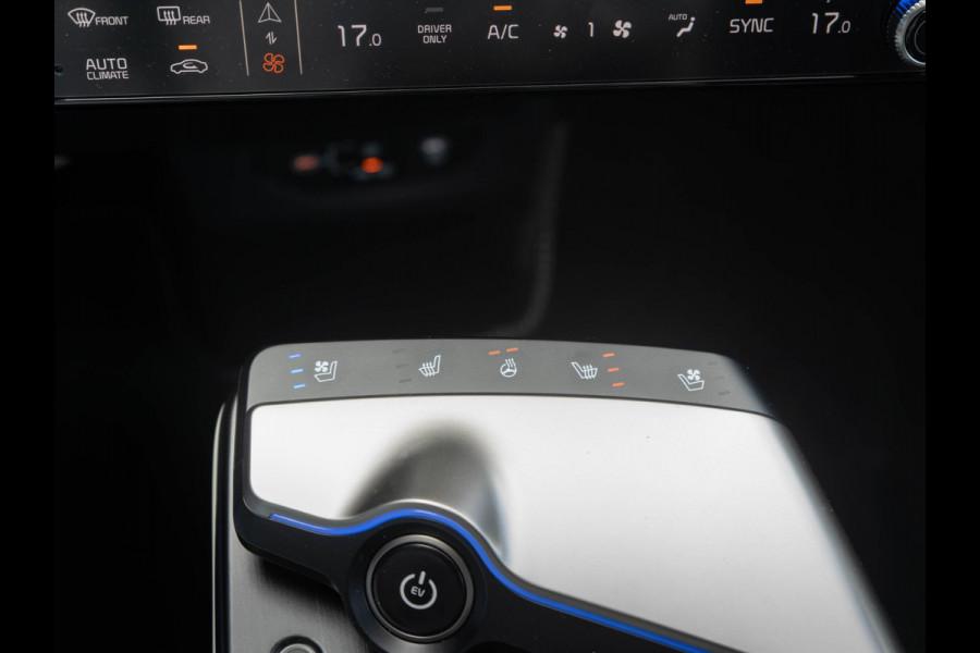 Kia Ev6 GT-Line 84.0 kWh | NIEUW MODEL | Stoelverwarming en -ventilatie | 20 inch velgen | 360° Camera | Meridian Surround | Digital Key 2.0 | Panoramadak | Aut. Kofferklep | ACTIE AANBIEDING