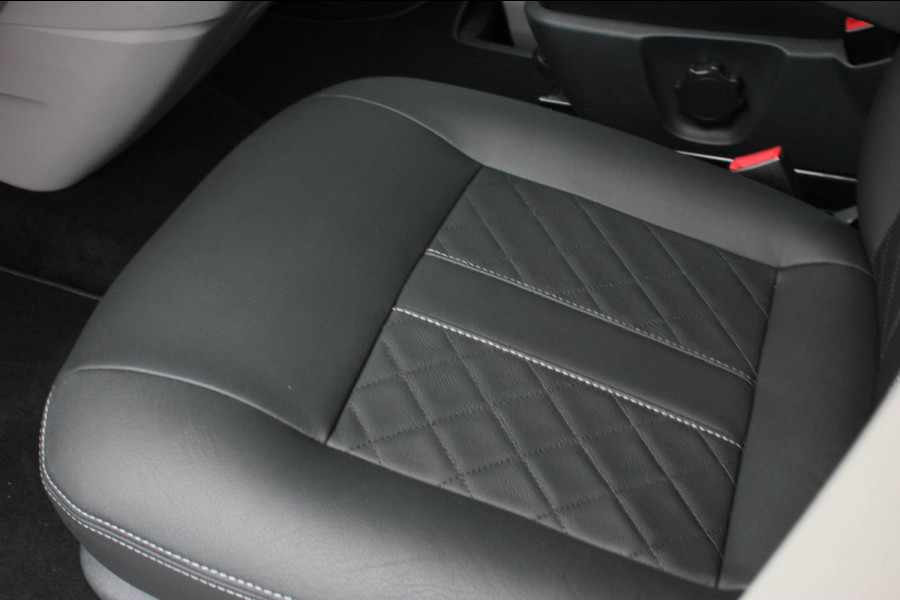 Volkswagen Transporter 2.0 TDI L2H1 DC 150PK JB- EDTION / LEDEREN BEKLEDING / TREKHAAK / APPLE CARPLAY / AIRCO / NAVIGATIE / FULL