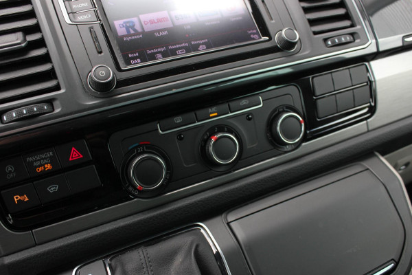 Volkswagen Transporter 2.0 TDI L2H1 DC 150PK JB- EDTION / LEDEREN BEKLEDING / TREKHAAK / APPLE CARPLAY / AIRCO / NAVIGATIE / FULL