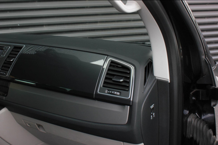 Volkswagen Transporter 2.0 TDI L2H1 DC 150PK JB- EDTION / LEDEREN BEKLEDING / TREKHAAK / APPLE CARPLAY / AIRCO / NAVIGATIE / FULL