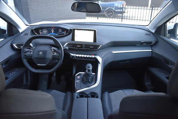 Peugeot 3008 1.2 PureTech 130PK Allure | Carplay | Camera | 19 inch. | Incl. garantie