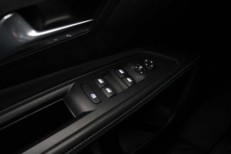 Peugeot 5008 1.2 PureTech Allure Pack |Camera|Navi|