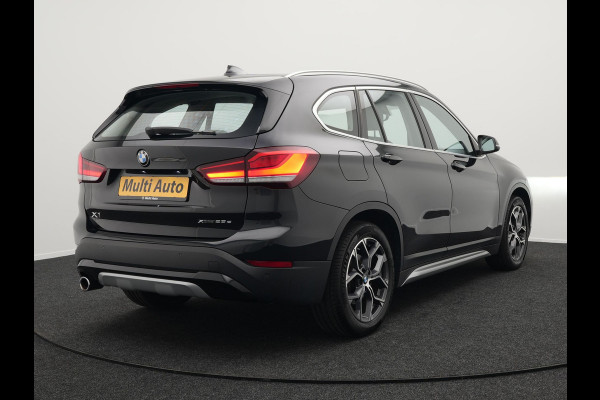 BMW X1 xDrive25e X Line Plug In Hybrid 221pk Dealer O.H. PHEV | Sportstoelen Verwarmd | Adaptive Cruise | Navigatie | Sfeerverlichting | Climate Control | DAB | LED Koplampen | L.M. 18" |