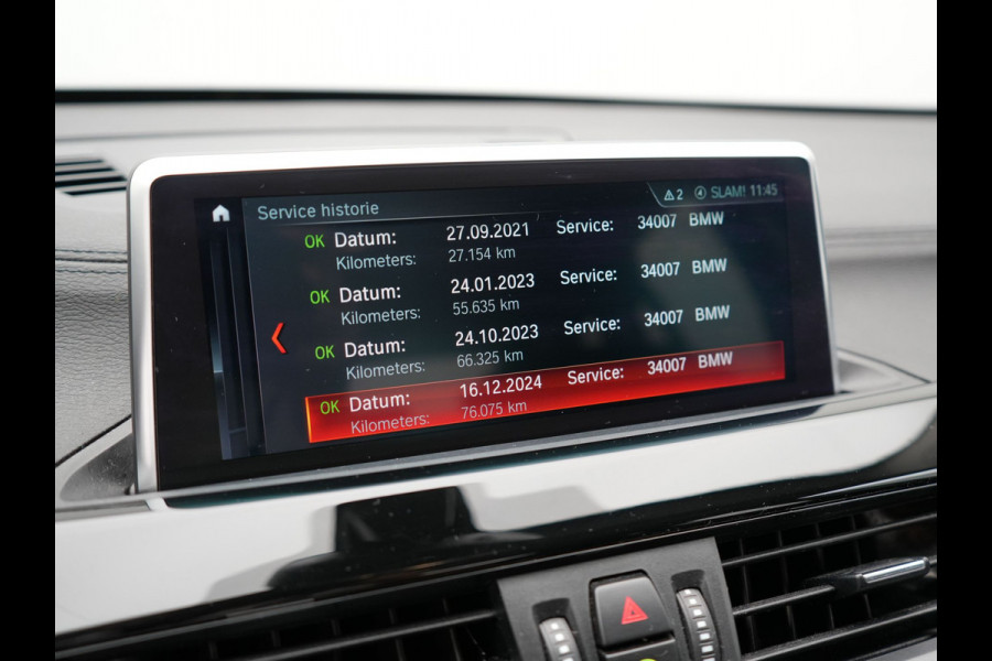 BMW X1 xDrive25e X Line Plug In Hybrid 221pk Dealer O.H. PHEV | Sportstoelen Verwarmd | Adaptive Cruise | Navigatie | Sfeerverlichting | Climate Control | DAB | LED Koplampen | L.M. 18" |