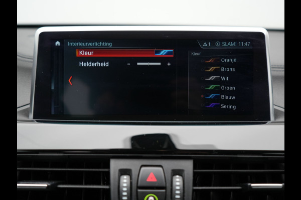 BMW X1 xDrive25e X Line Plug In Hybrid 221pk Dealer O.H. PHEV | Sportstoelen Verwarmd | Adaptive Cruise | Navigatie | Sfeerverlichting | Climate Control | DAB | LED Koplampen | L.M. 18" |
