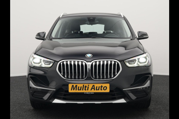 BMW X1 xDrive25e X Line Plug In Hybrid 221pk Dealer O.H. PHEV | Sportstoelen Verwarmd | Adaptive Cruise | Navigatie | Sfeerverlichting | Climate Control | DAB | LED Koplampen | L.M. 18" |