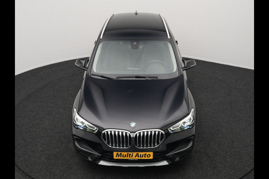 BMW X1 xDrive25e X Line Plug In Hybrid 221pk Dealer O.H. PHEV | Sportstoelen Verwarmd | Adaptive Cruise | Navigatie | Sfeerverlichting | Climate Control | DAB | LED Koplampen | L.M. 18" |