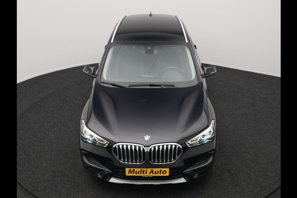 BMW X1 xDrive25e X Line Plug In Hybrid 221pk Dealer O.H. PHEV | Sportstoelen Verwarmd | Adaptive Cruise | Navigatie | Sfeerverlichting | Climate Control | DAB | LED Koplampen | L.M. 18" |