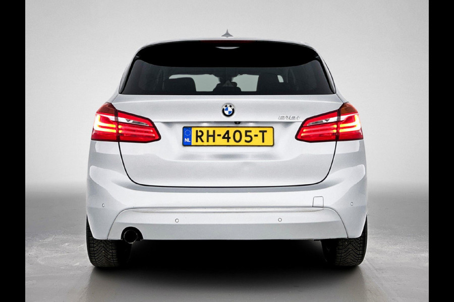 BMW 2 Serie Active Tourer 218i High Executive Automaat (PANORAMADAK, STOELVERWARMING, HEAD-UP, CAMERA, DEALER ONDERHOUDEN)