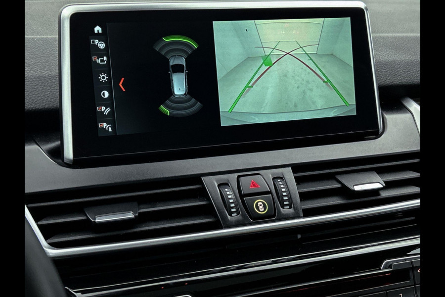 BMW 2 Serie Active Tourer 218i High Executive Automaat (PANORAMADAK, STOELVERWARMING, HEAD-UP, CAMERA, DEALER ONDERHOUDEN)