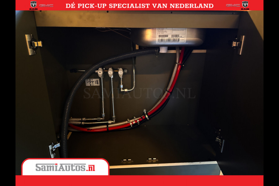 Dodge Ram 1500 CAMPER / AFZET UNIT | SHOWROOM MODEL | 4 PERSOONS | AIRCO | ZONNEPANEEL | VERWARMING | DOUCHE | WC | LUIFEL | 4 SLAAP PLAATSEN | Let Op: Investeer in deze unieke afzetunit camper en verdien direct!