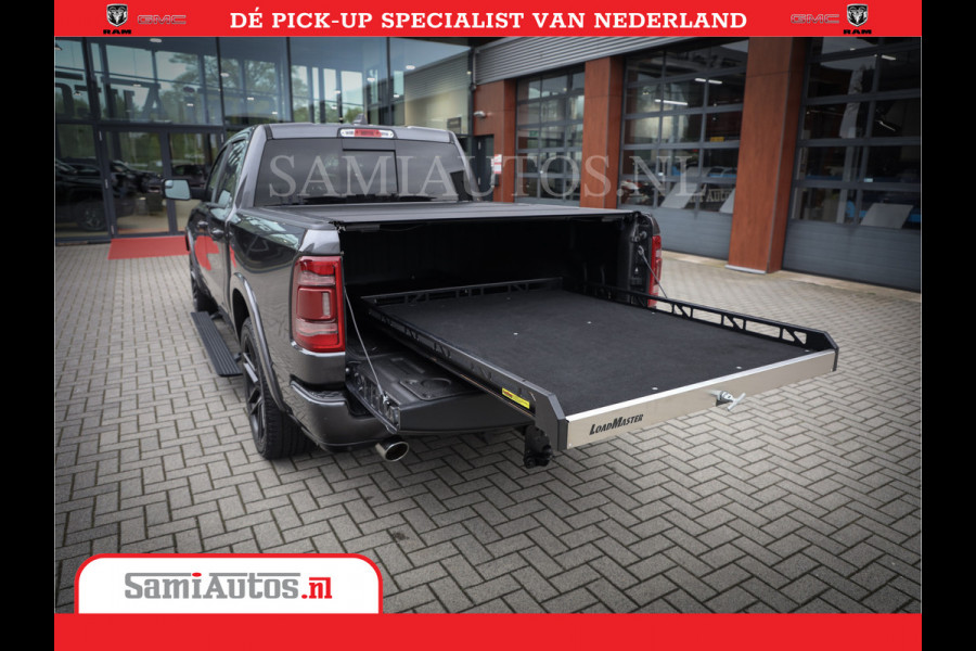 Dodge Ram 1500 SPORT | BOM VOL | 402PK HEMI 5,7 V8 | LUCHTVERING | BED SLIDE | PANO | ADAPTIVE CRUISE | 360 CAMERA | EN VEEL MEER | DUBBELE CABINE | 5 PERSOONS | LAGE KM STAND | GRANITE |