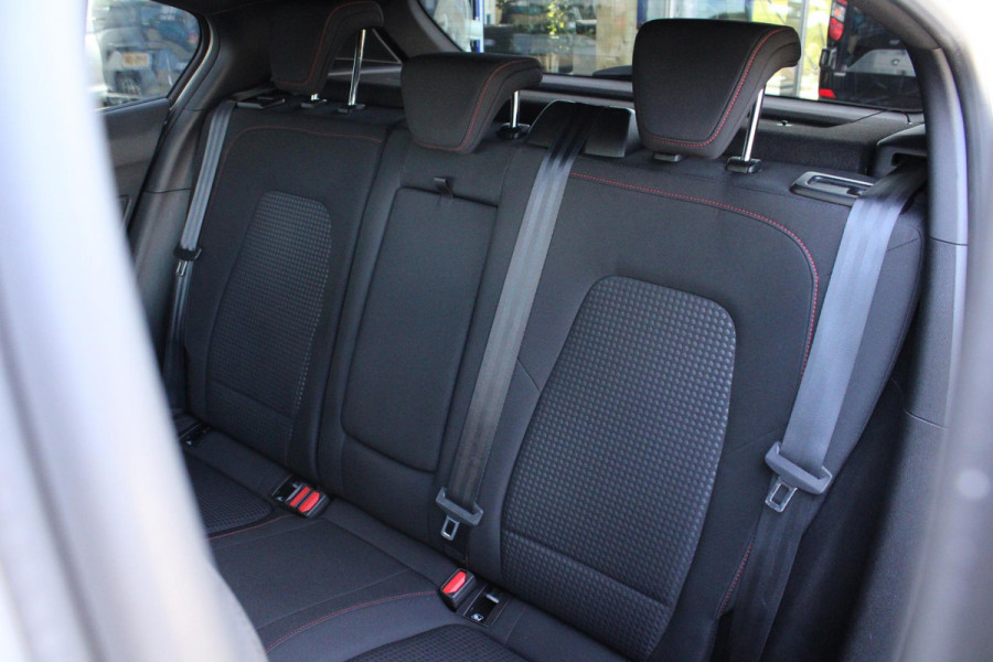 Ford Focus 1.5 EcoBoost ST Line X Business | Full LED | Trekhaak | Winterpack | Cruise Control | Climate Control | Navigatie | B&O Audio |