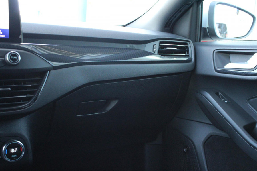 Ford Focus 1.5 EcoBoost ST Line X Business | Full LED | Trekhaak | Winterpack | Cruise Control | Climate Control | Navigatie | B&O Audio |