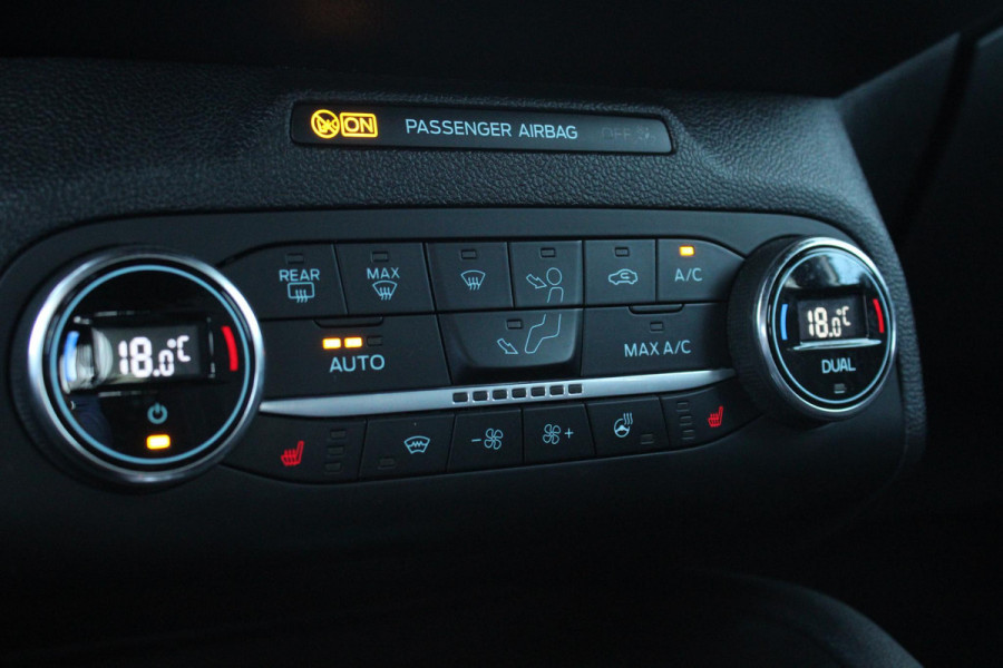 Ford Focus 1.5 EcoBoost ST Line X Business | Full LED | Trekhaak | Winterpack | Cruise Control | Climate Control | Navigatie | B&O Audio |