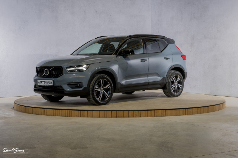 Volvo XC40 2.0 B4 R-Design | Memory | Cruise control | 360 camera | Apple carplay |