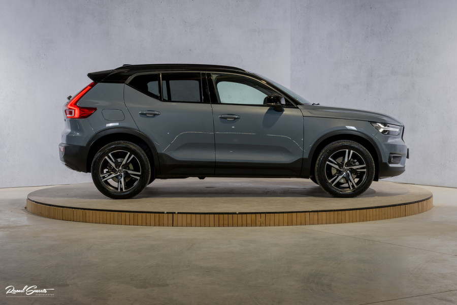 Volvo XC40 2.0 B4 R-Design | Memory | Cruise control | 360 camera | Apple carplay |