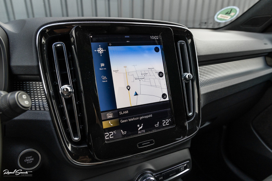 Volvo XC40 2.0 B4 R-Design | Memory | Cruise control | 360 camera | Apple carplay |