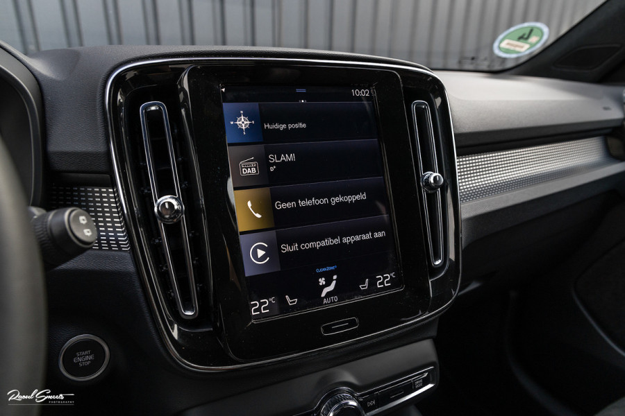 Volvo XC40 2.0 B4 R-Design | Memory | Cruise control | 360 camera | Apple carplay |