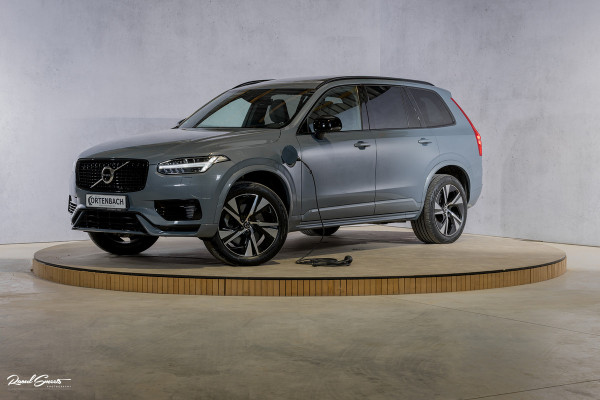 Volvo XC90 2.0 T8 Recharge AWD Plus Dark | Long Range | Zwenkbare trekhaak | Panorama dak | Adaptieve cruise | Harman Kardon | Memory |