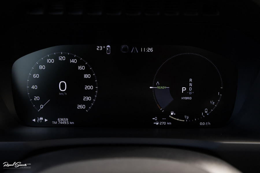 Volvo XC90 2.0 T8 Recharge AWD Plus Dark | Long Range | Zwenkbare trekhaak | Panorama dak | Adaptieve cruise | Harman Kardon | Memory |