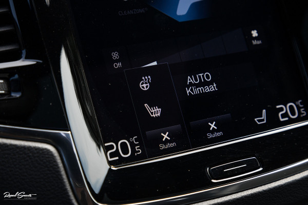 Volvo XC90 2.0 T8 Recharge AWD Plus Dark | Long Range | Zwenkbare trekhaak | Panorama dak | Adaptieve cruise | Harman Kardon | Memory |
