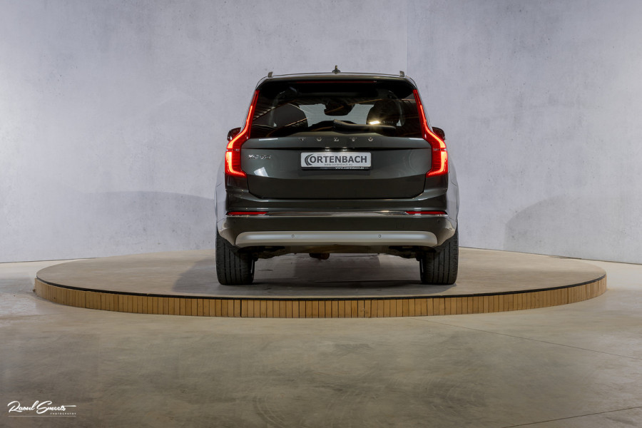 Volvo XC90 2.0 T8 Recharge AWD Plus Bright | Long Range | Zwenkbare trekhaak | Panorama dak | Harman Kardon | Adaptieve cruise | Memory |