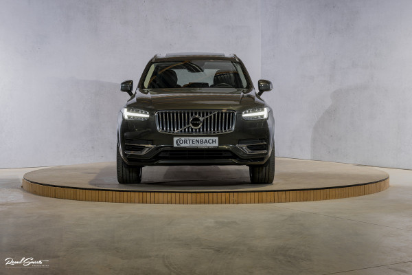 Volvo XC90 2.0 T8 Recharge AWD Plus Bright | Long Range | Zwenkbare trekhaak | Panorama dak | Harman Kardon | Adaptieve cruise | Memory |