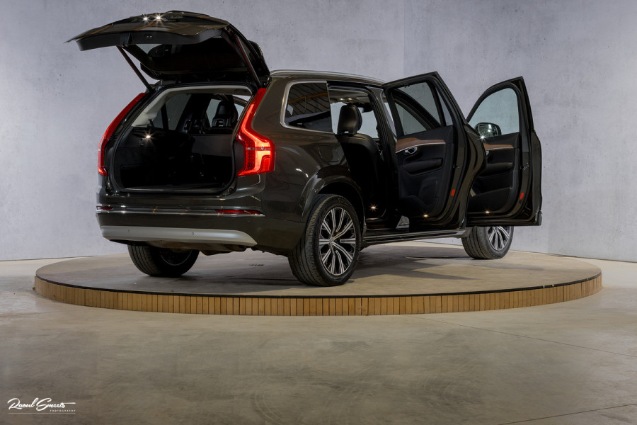 Volvo XC90 2.0 T8 Recharge AWD Plus Bright | Long Range | Zwenkbare trekhaak | Panorama dak | Harman Kardon | Adaptieve cruise | Memory |