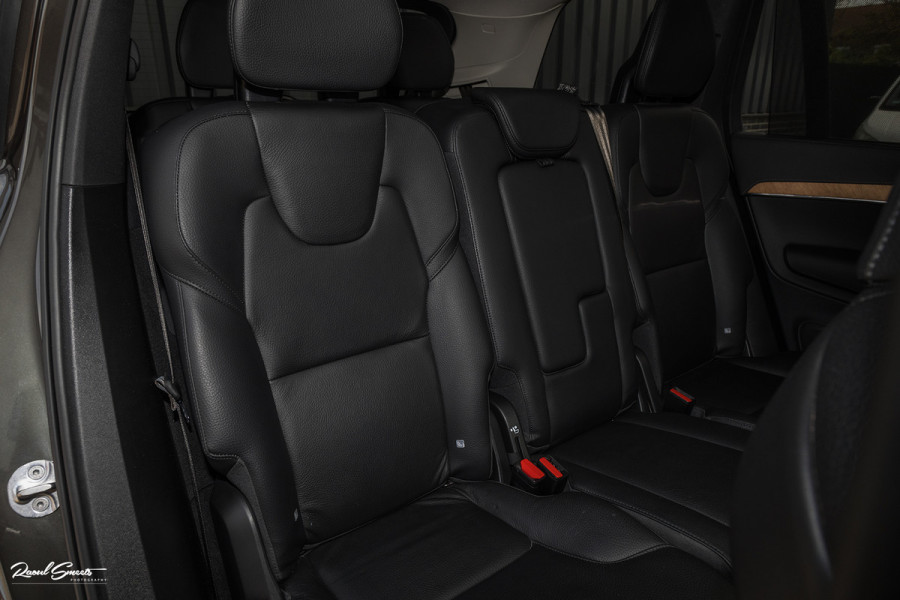 Volvo XC90 2.0 T8 Recharge AWD Plus Bright | Long Range | Zwenkbare trekhaak | Panorama dak | Harman Kardon | Adaptieve cruise | Memory |