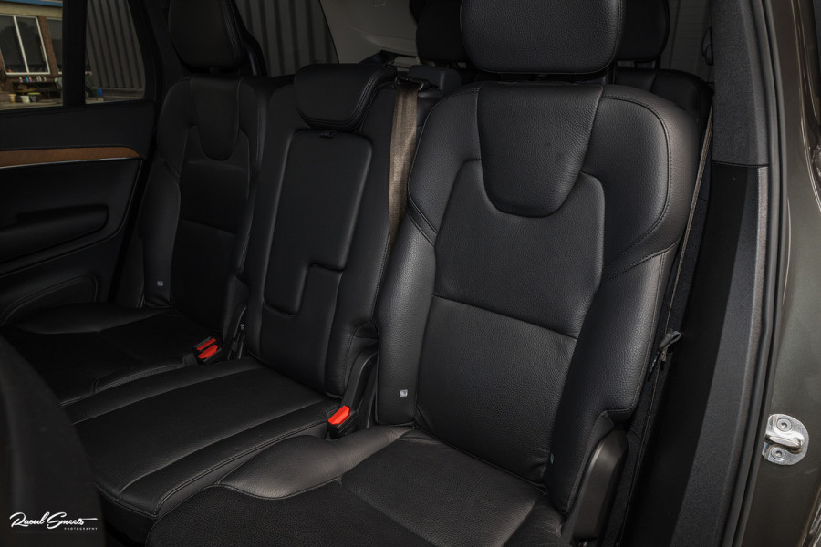 Volvo XC90 2.0 T8 Recharge AWD Plus Bright | Long Range | Zwenkbare trekhaak | Panorama dak | Harman Kardon | Adaptieve cruise | Memory |