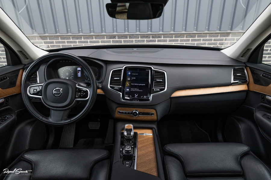 Volvo XC90 2.0 T8 Recharge AWD Plus Bright | Long Range | Zwenkbare trekhaak | Panorama dak | Harman Kardon | Adaptieve cruise | Memory |