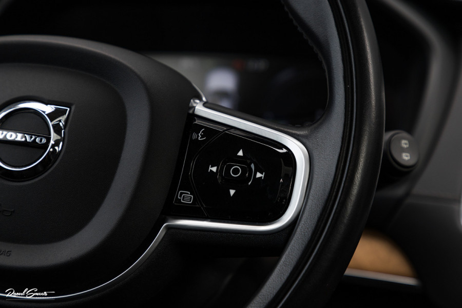 Volvo XC90 2.0 T8 Recharge AWD Plus Bright | Long Range | Zwenkbare trekhaak | Panorama dak | Harman Kardon | Adaptieve cruise | Memory |