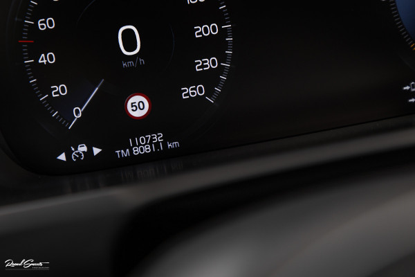 Volvo XC90 2.0 T8 Recharge AWD Plus Bright | Long Range | Zwenkbare trekhaak | Panorama dak | Harman Kardon | Adaptieve cruise | Memory |