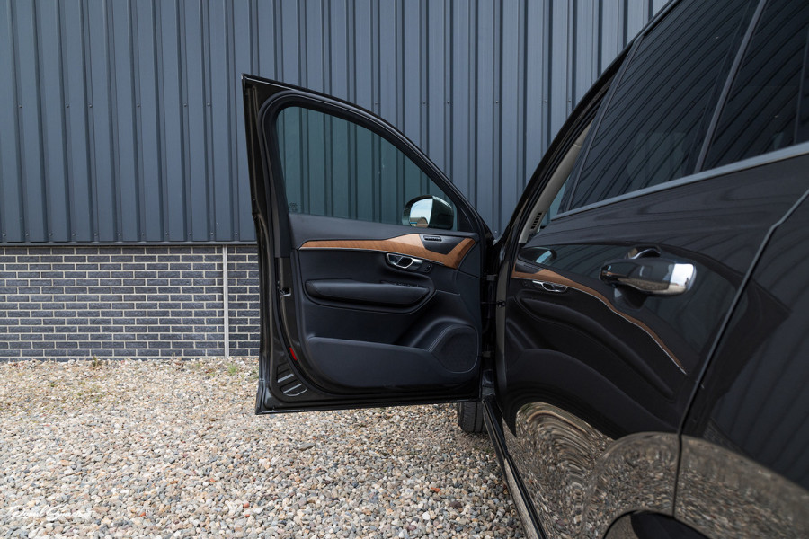 Volvo XC90 2.0 T8 Recharge AWD Plus Bright | Long Range | Zwenkbare trekhaak | Panorama dak | Harman Kardon | Adaptieve cruise | Memory |
