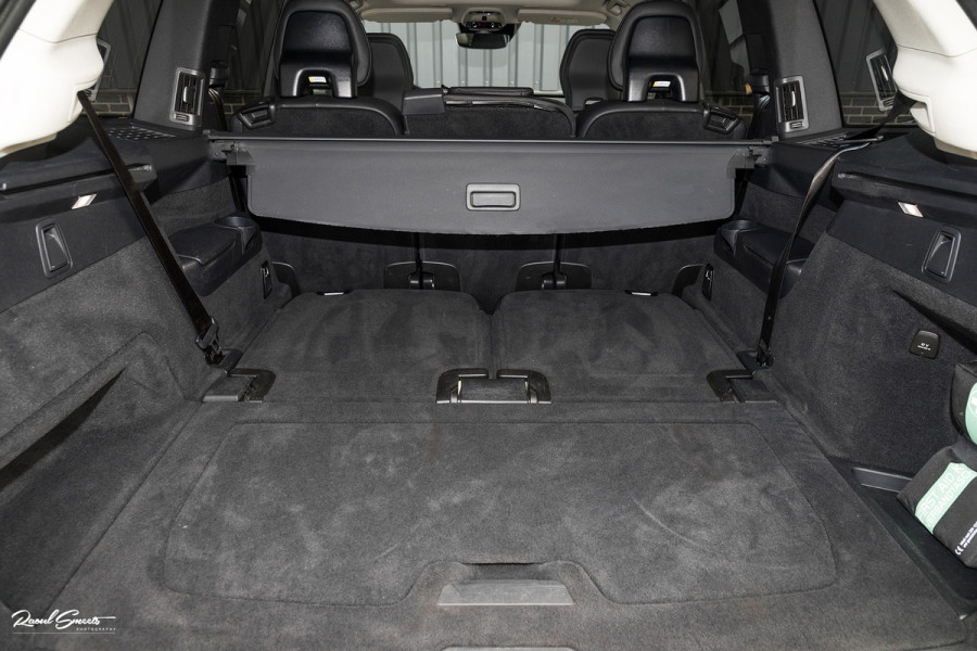 Volvo XC90 2.0 T8 Recharge AWD Plus Bright | Long Range | Zwenkbare trekhaak | Panorama dak | Harman Kardon | Adaptieve cruise | Memory |